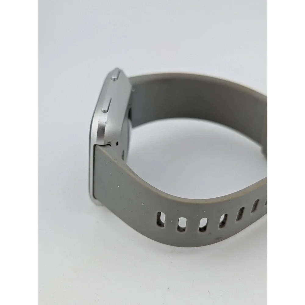 Fitbit Versa Smartwatch FB504 Rose Gold Gray Small Band w/ Charger- Working